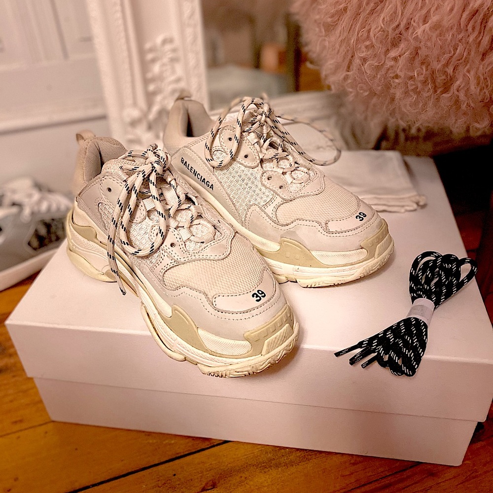 Balenciaga Lightly Washed Triple S In Blac Size 9B
